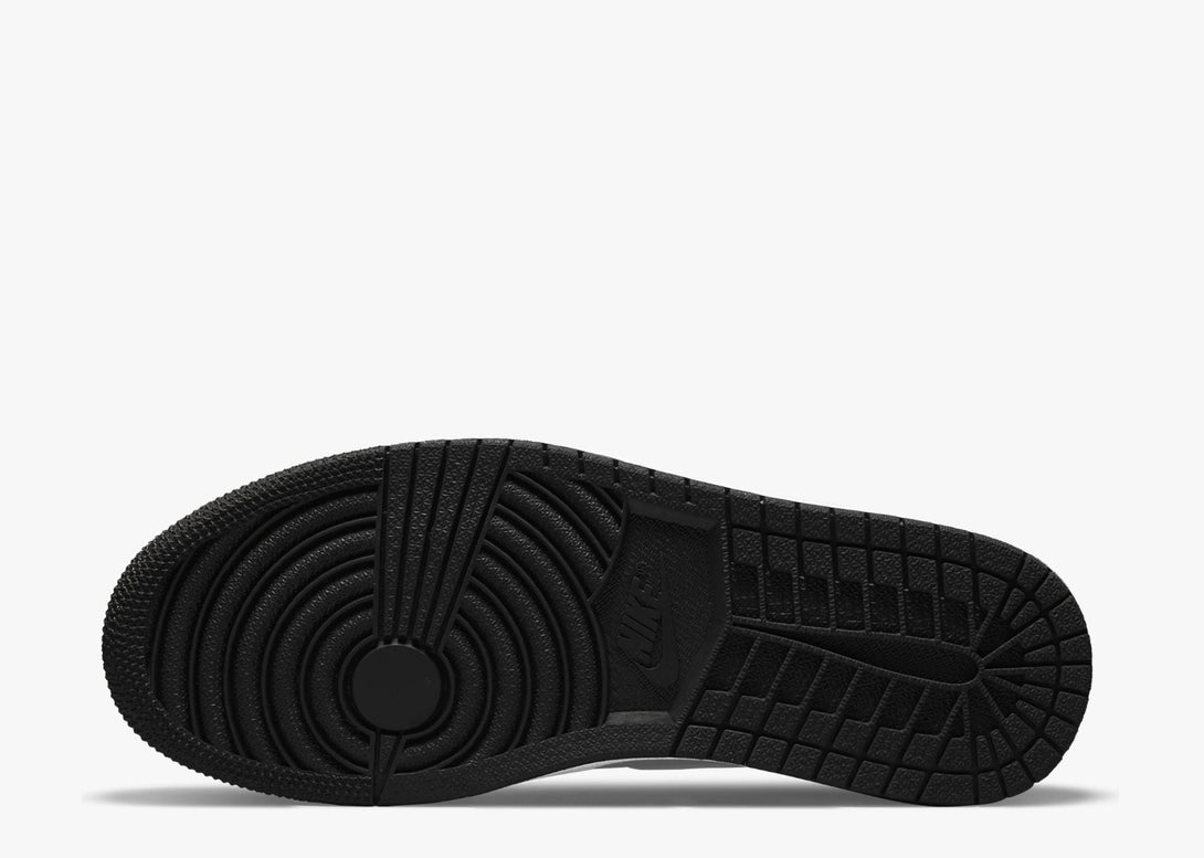  concentric rubber outsole for traction.