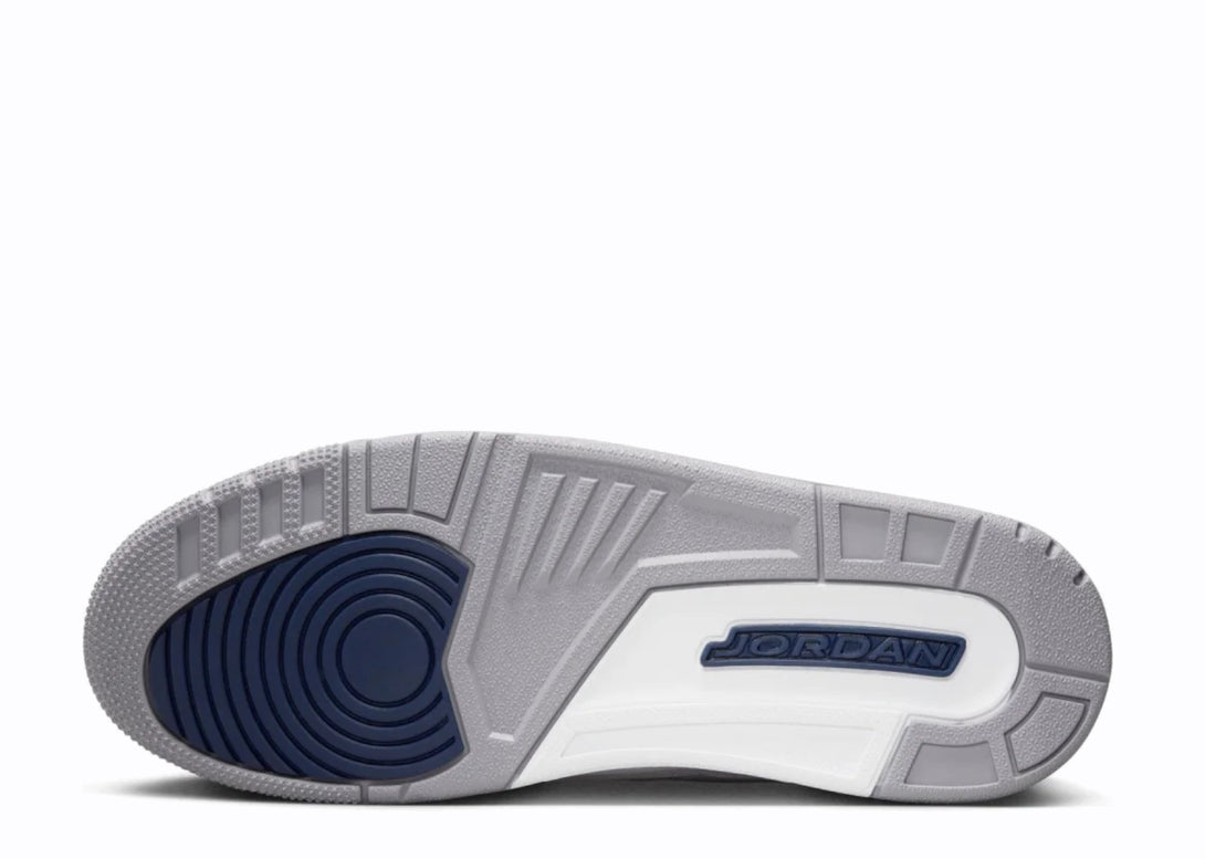 Closeup View of the Sole of Nike Jordan 3 Midnight Navy White Grey